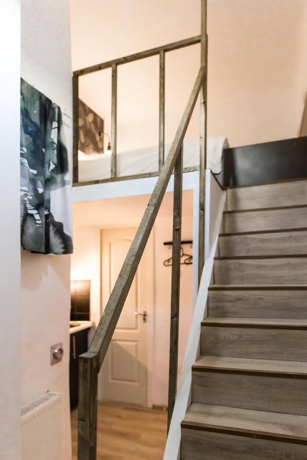 Modern Budget Lofts In The City Centre ブダペスト エクステリア 写真
