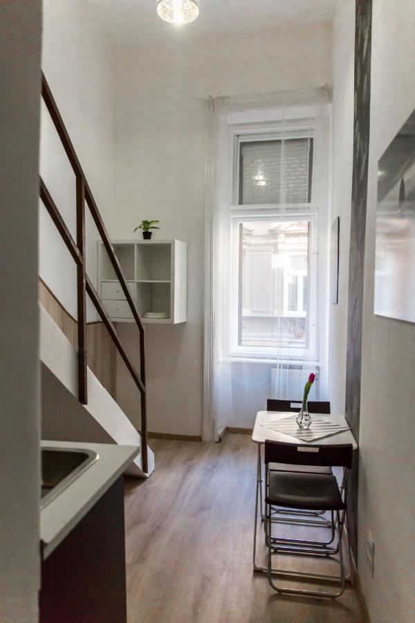 Modern Budget Lofts In The City Centre ブダペスト エクステリア 写真