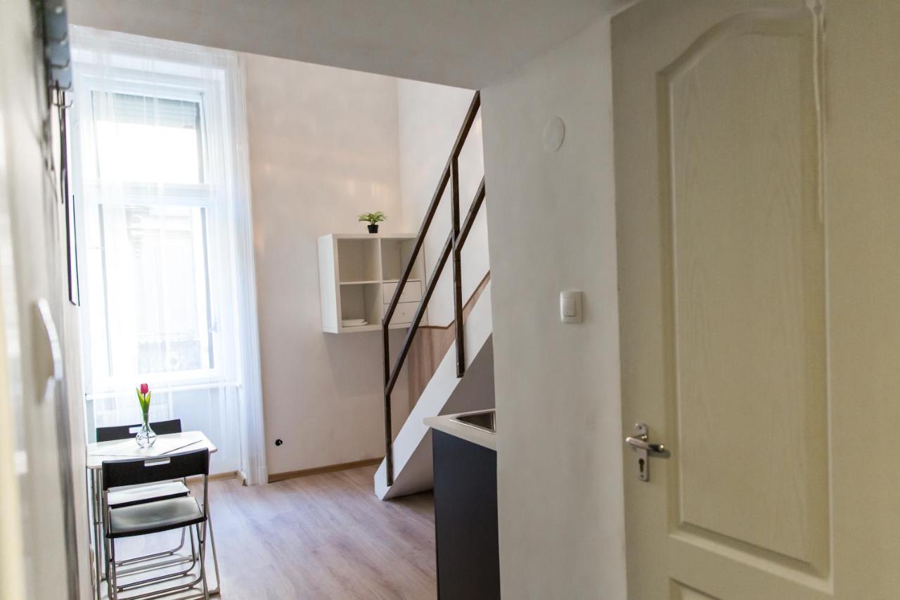 Modern Budget Lofts In The City Centre ブダペスト エクステリア 写真