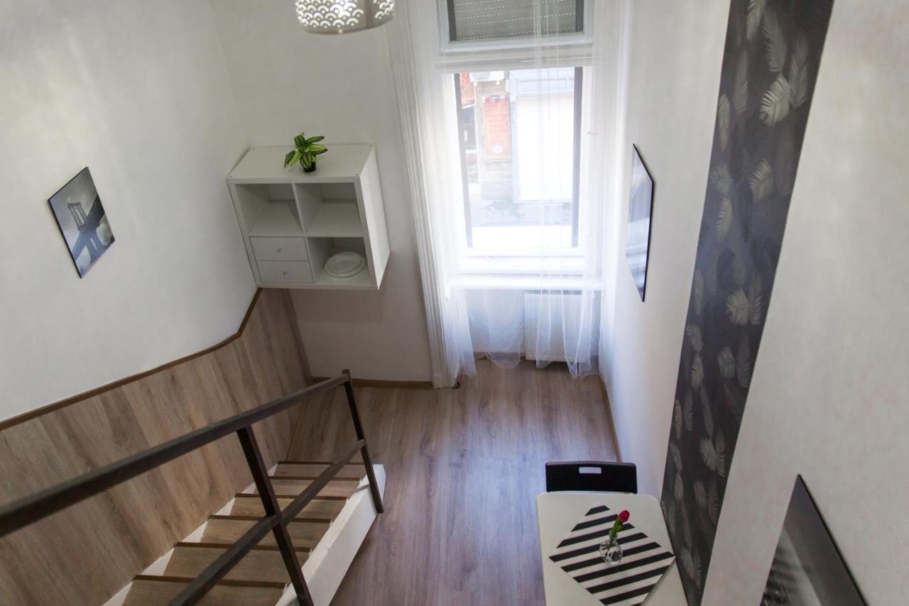 Modern Budget Lofts In The City Centre ブダペスト エクステリア 写真